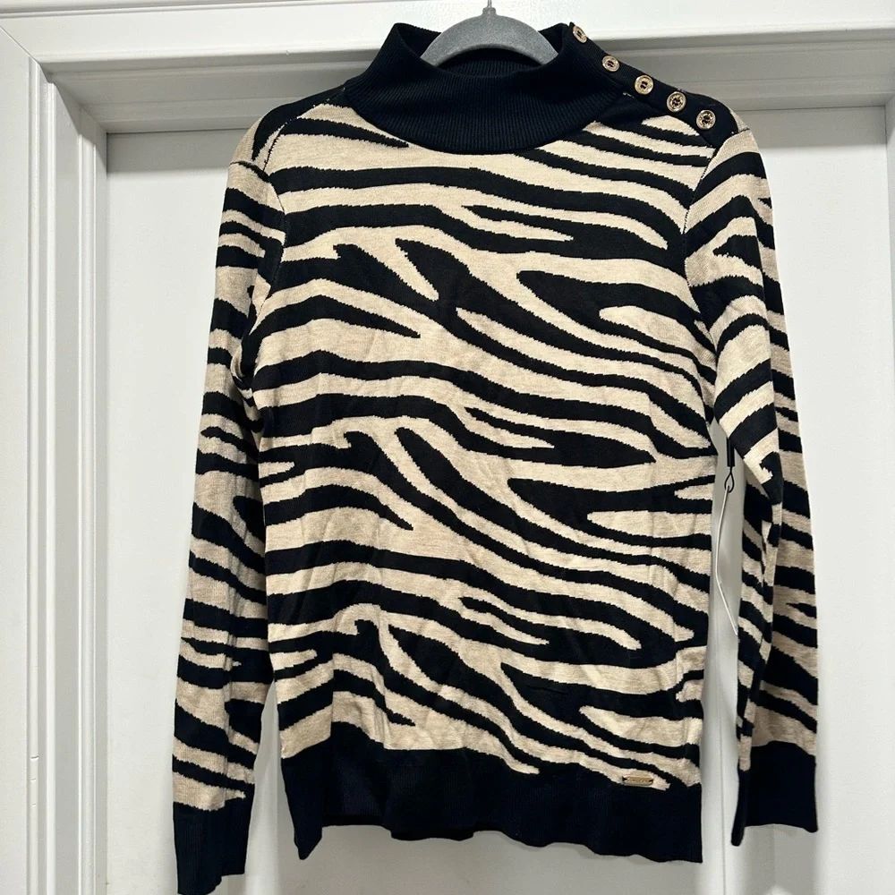 *NWT* Calvin Klein Sweater